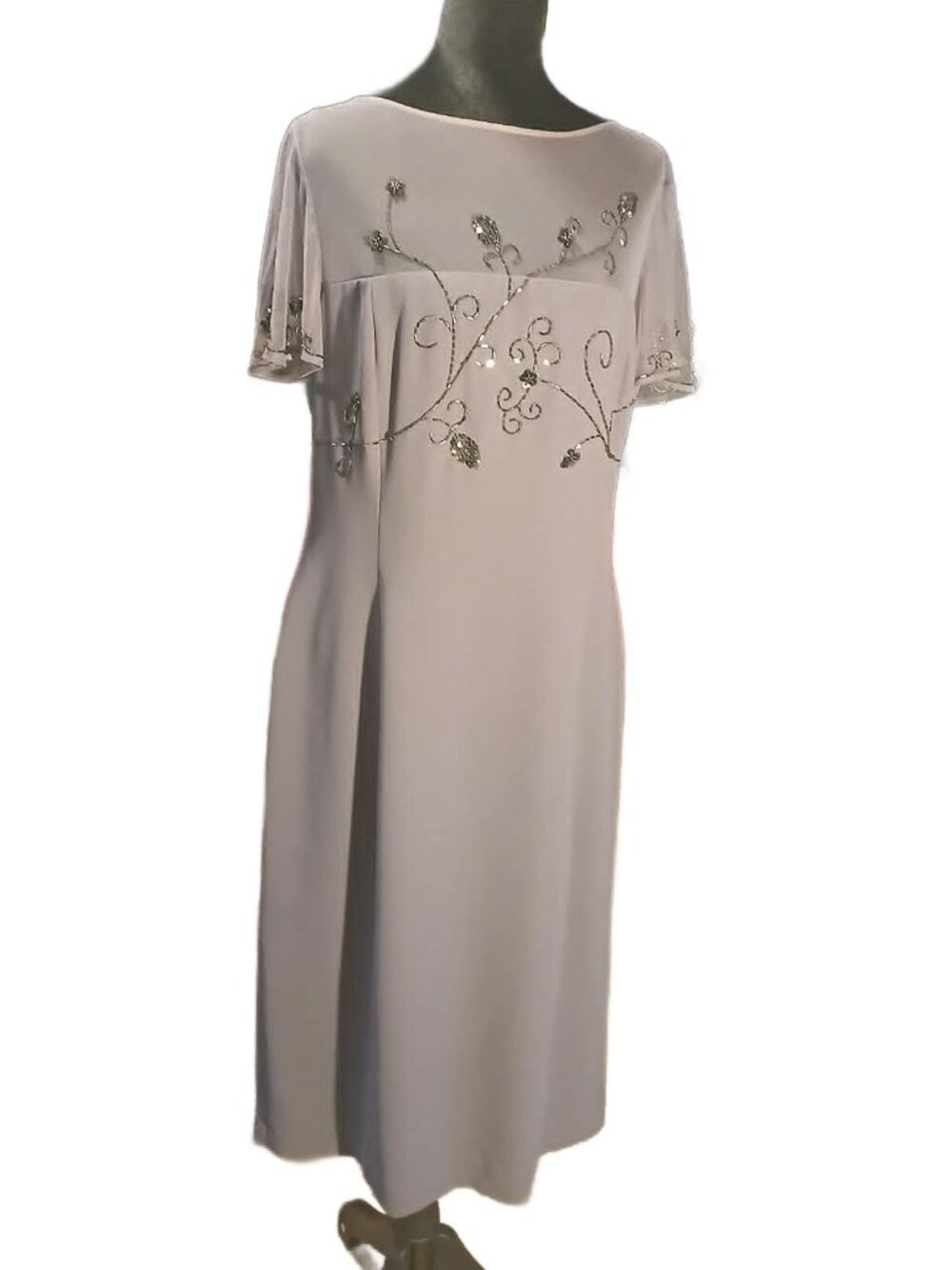 MAGGIE LONDON Beaded Formal Dress